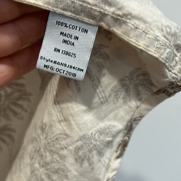 Men’s Cotton Short Sleeve Button Down Palm Tree Print wood button cruise shirt - Picture 4 of 5